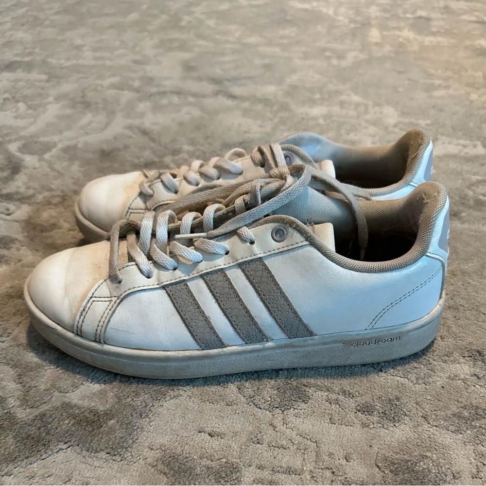 Adidas Cloud Foam Sneakers | Size 8